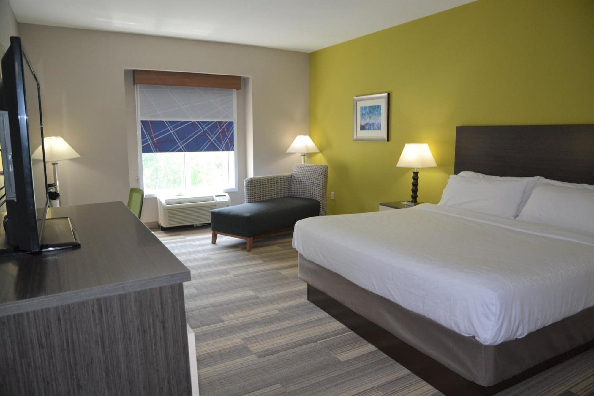 Hotel Express & By Ihg